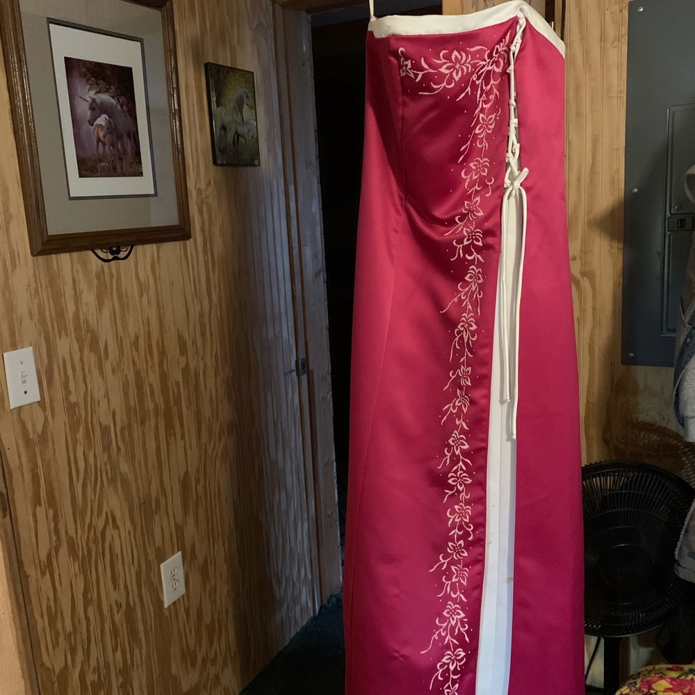 Very pretty dress